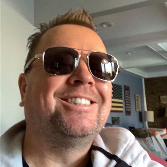 Meet your Posher, Steven - Picture 1 of 1